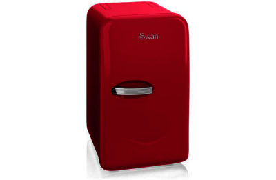 Swan SRE10010RN Mini Fridge - Red.